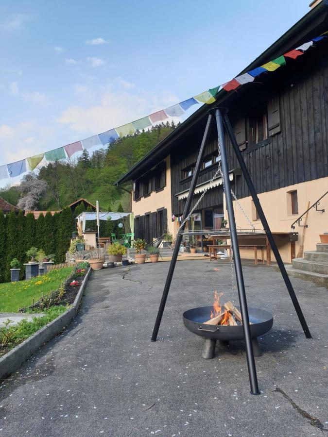 Agréable chambre d'hôtes, au calme, dans la nature Roches Exterior foto