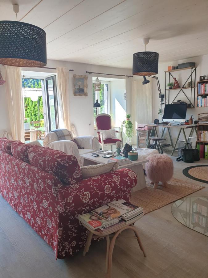 Agréable chambre d'hôtes, au calme, dans la nature Roches Exterior foto